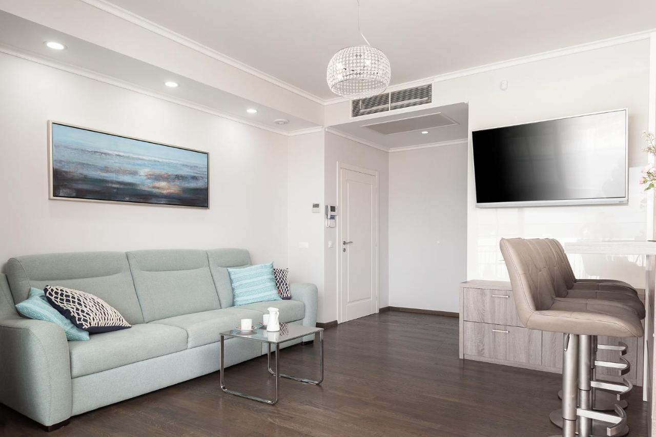 Deluxe Apartments Vila Carissa Malinska Bagian luar foto